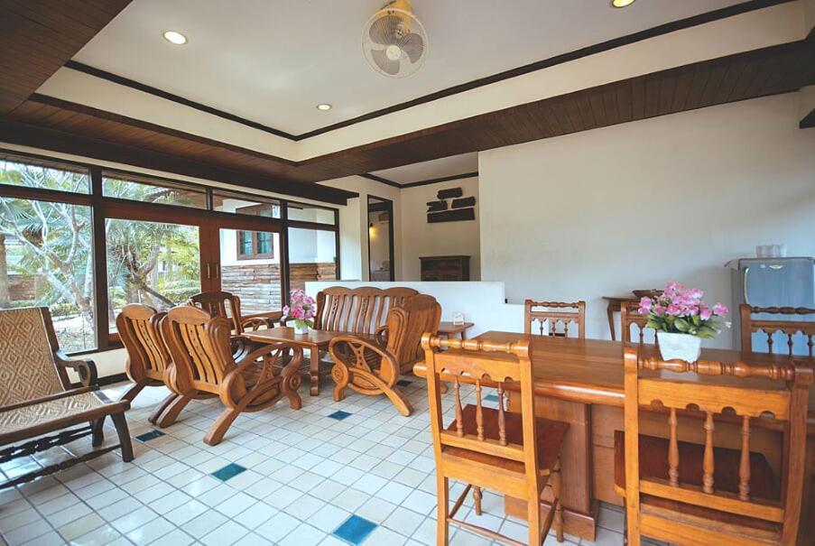 Tak Andaman Resort & Hotel Kültér fotó